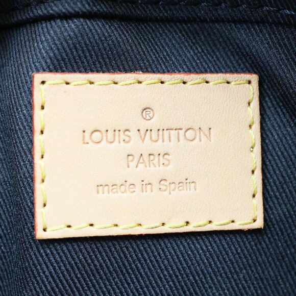 LOUIS VUITTON  Santa Monica Monogram Vernis Leather Shoulder Bag Black - Picture 15 of 16